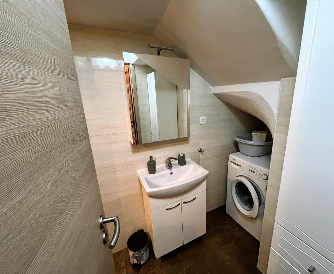 Apartment Old Town Ivo Макарска Экстерьер фото